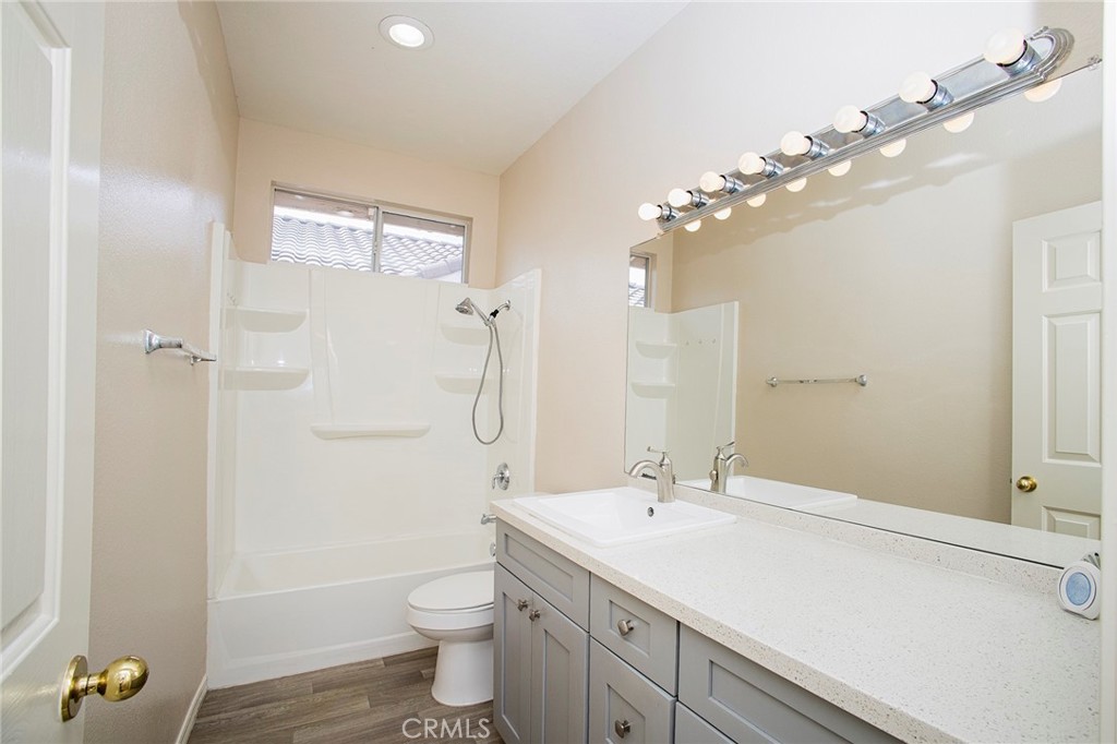 7108 Bronte Property Photo 21