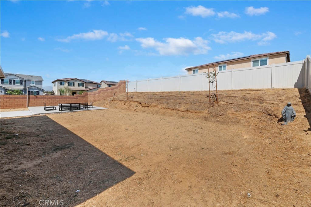 14016 Liguria Property Photo 37