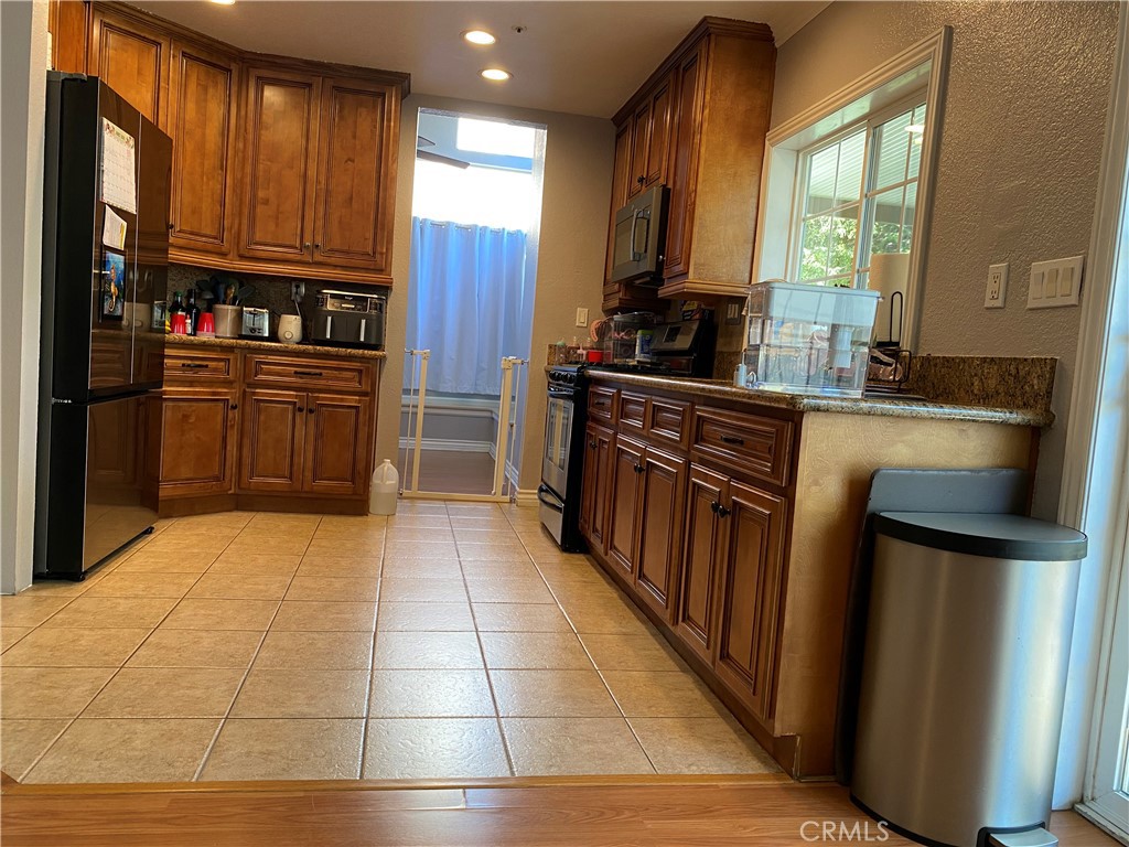 11753 Malagon Property Photo 6