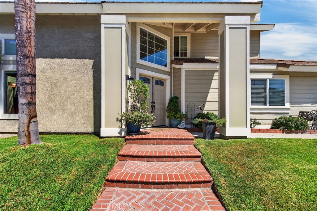 8082 Summer Place Property Photo 4