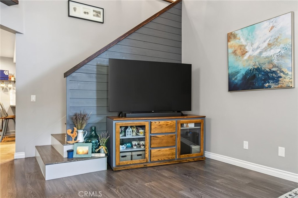 8082 Summer Place Property Photo 9
