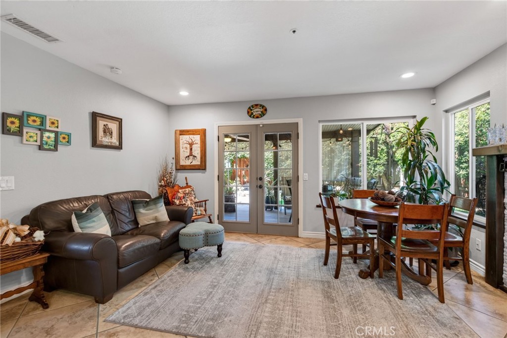 8082 Summer Place Property Photo 13