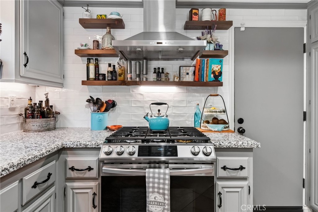 8082 Summer Place Property Photo 19