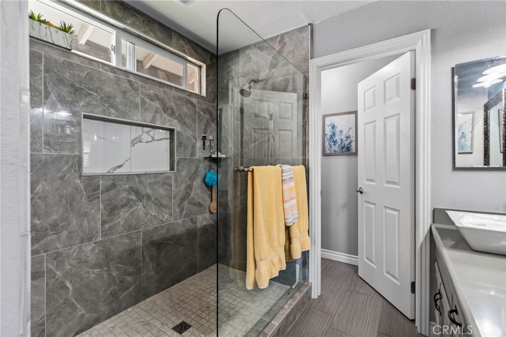 8082 Summer Place Property Photo 33