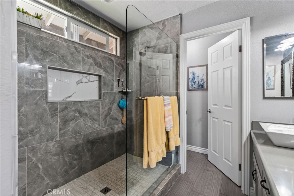 8082 Summer Place Property Photo 33
