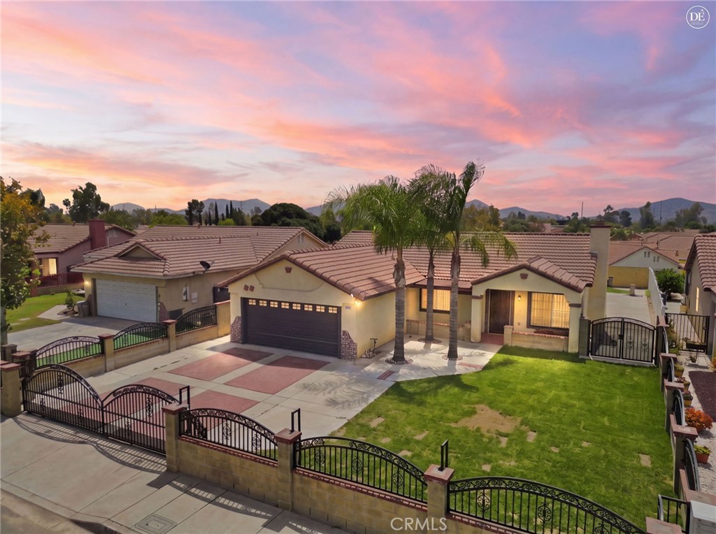 15363 Holly Property Photo 1