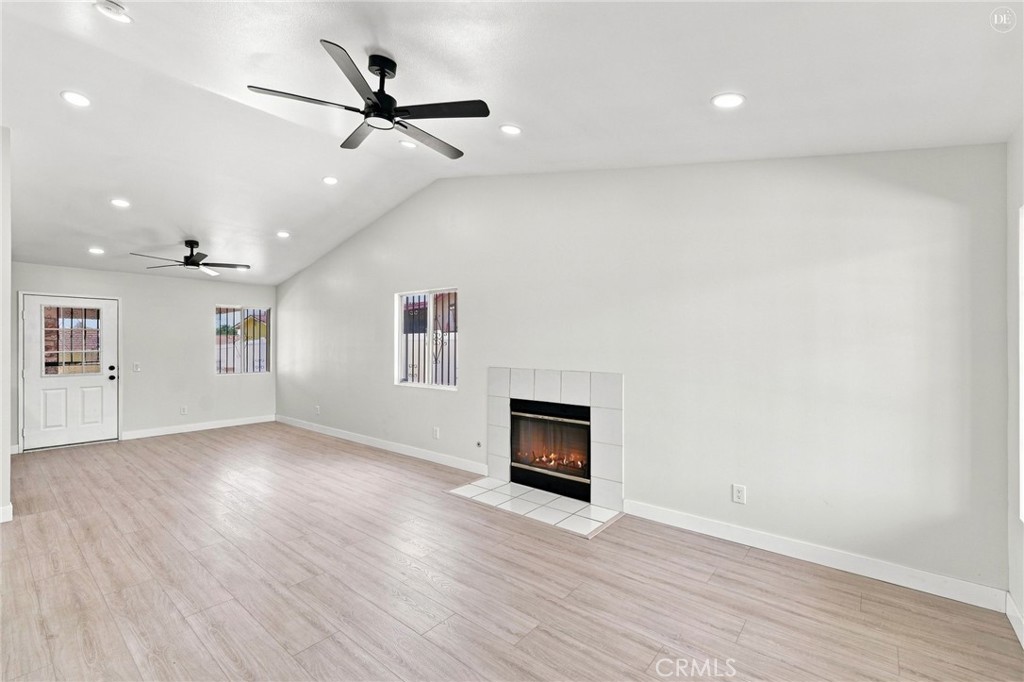 15363 Holly Property Photo 7