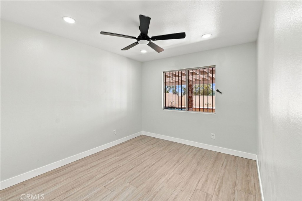 15363 Holly Property Photo 13