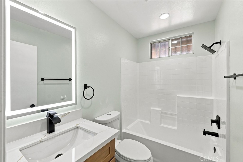 15363 Holly Property Photo 18