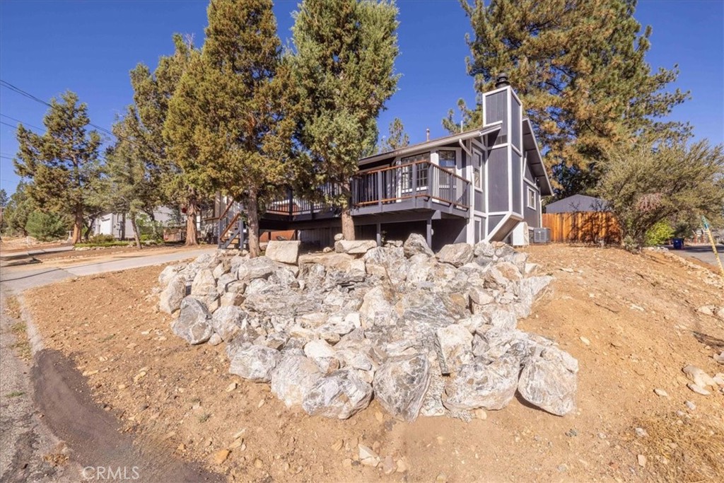 381 San Martin Property Photo 8