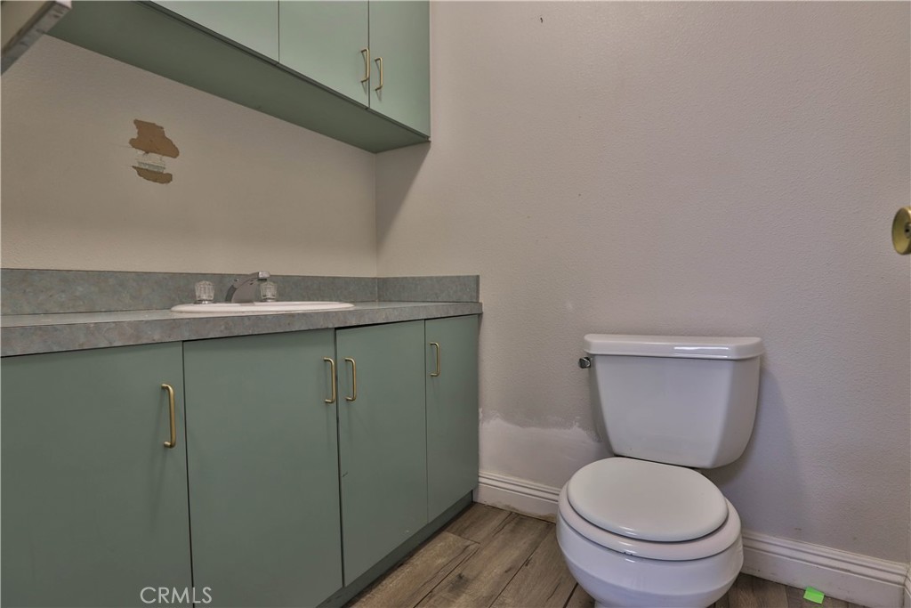 1305 W Arrow Property Photo 10