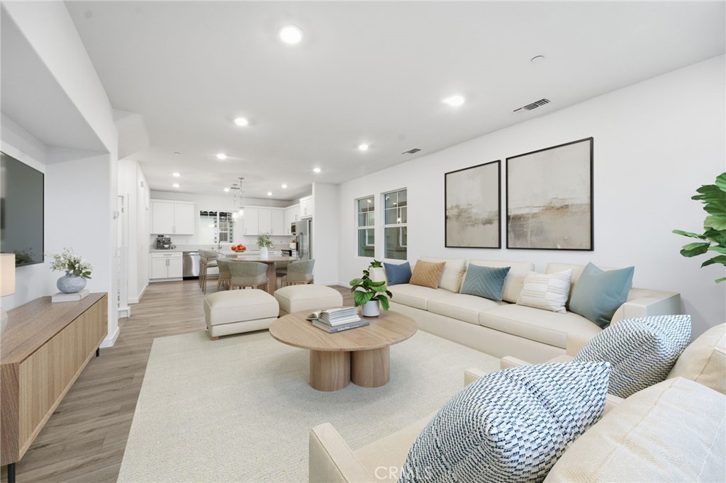 2520 Reel Street Property Photo 1