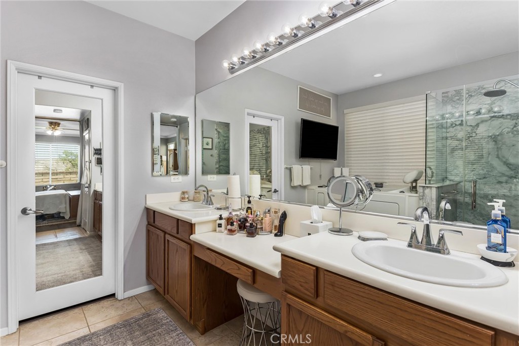 1180 Reisling Property Photo 20
