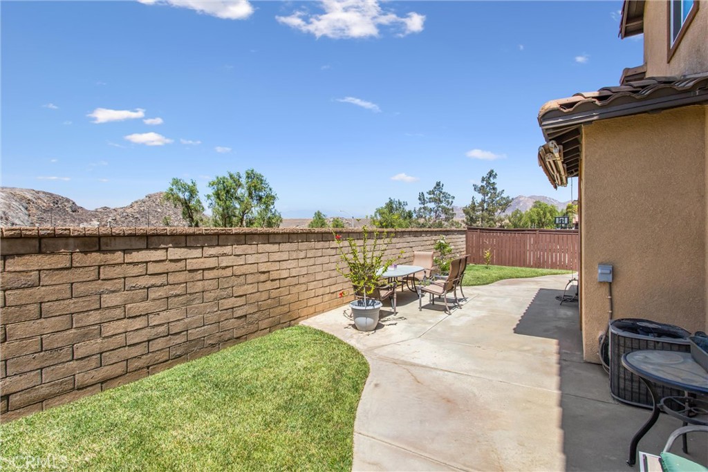 1180 Reisling Property Photo 34