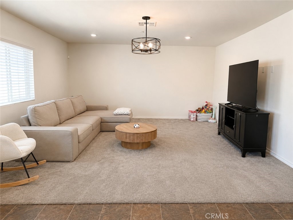 5156 Rowel Street Property Photo 5