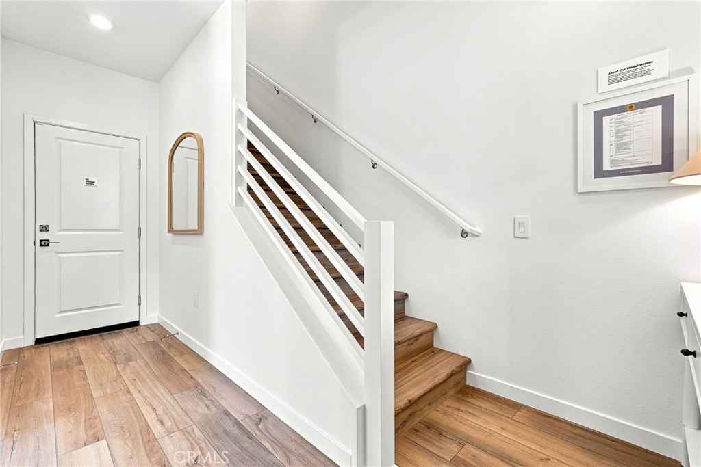 27604 Bareroot Place Property Photo 4