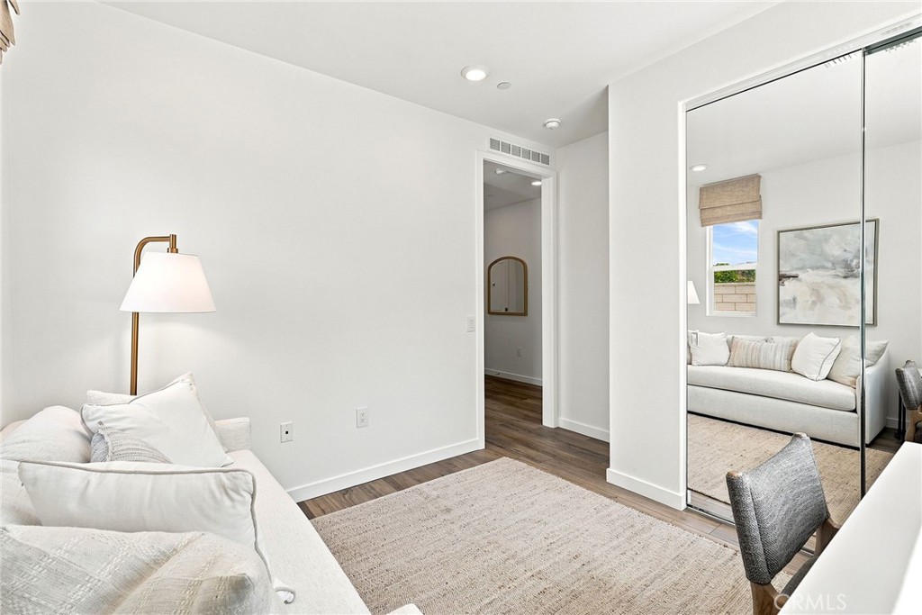 27604 Bareroot Place Property Photo 6