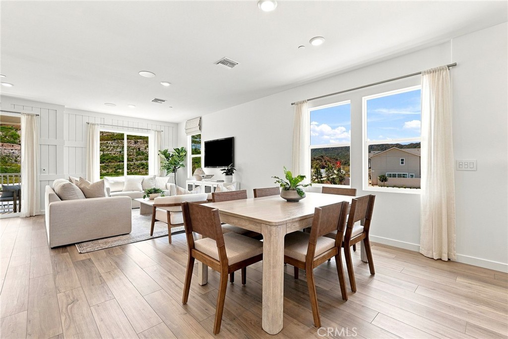 27604 Bareroot Place Property Photo 10