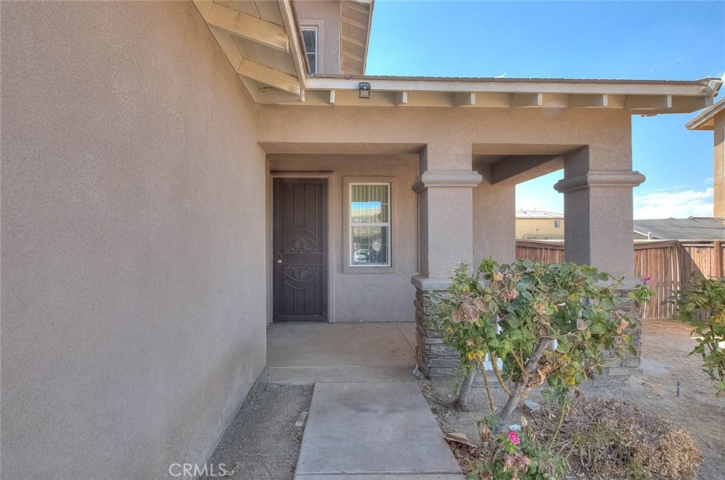 14990 Lexington Property Photo 4