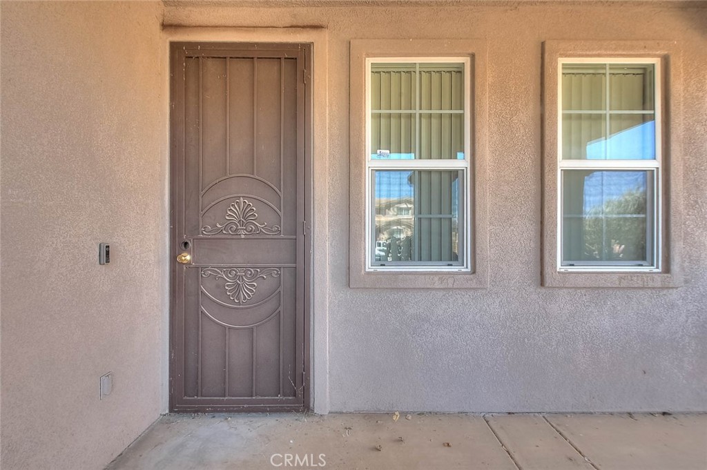 14990 Lexington Property Photo 5