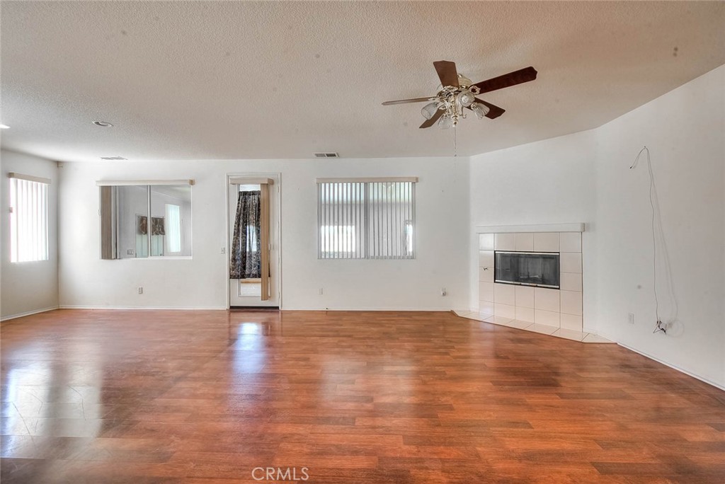 14990 Lexington Property Photo 16