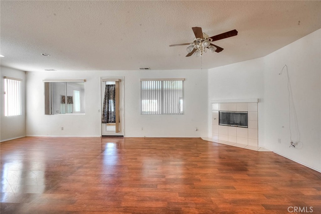 14990 Lexington Property Photo 16