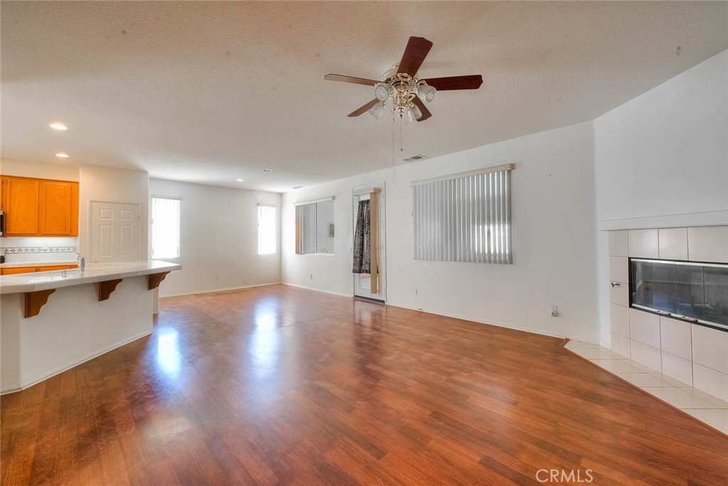 14990 Lexington Property Photo 17