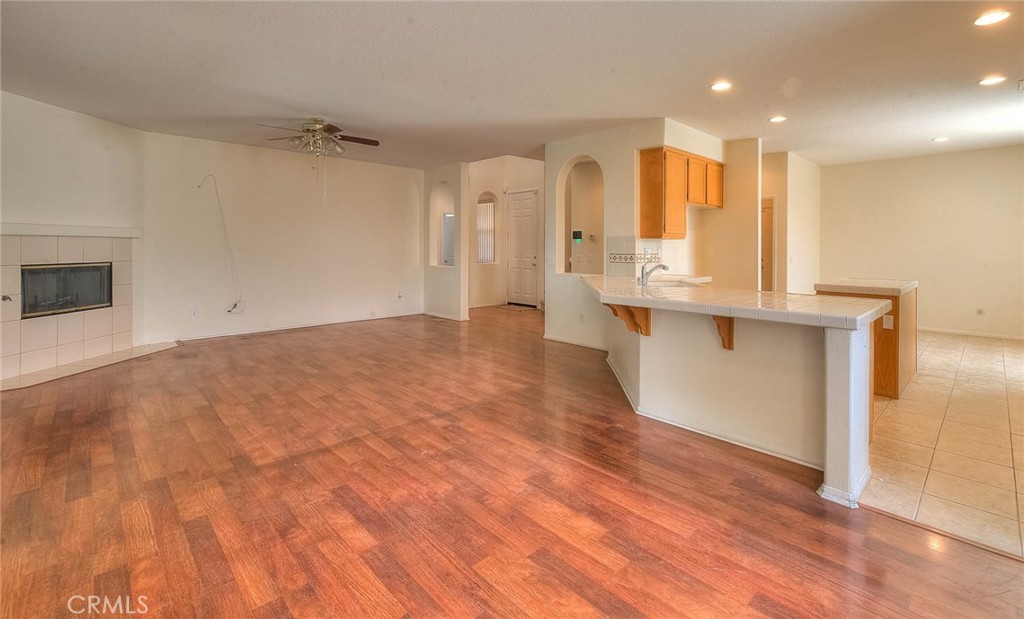 14990 Lexington Property Photo 22