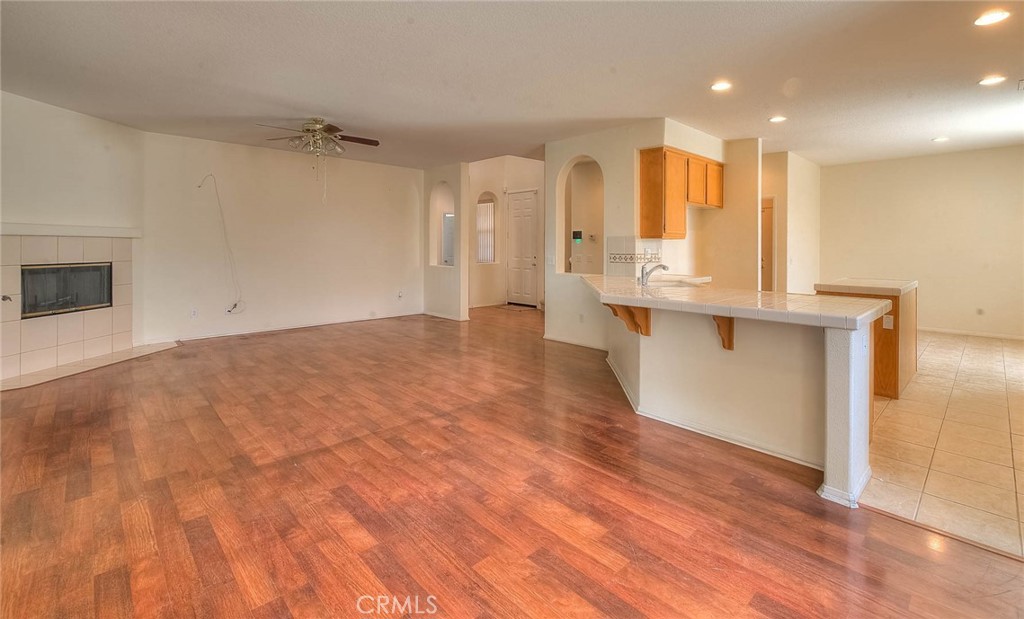 14990 Lexington Property Photo 22