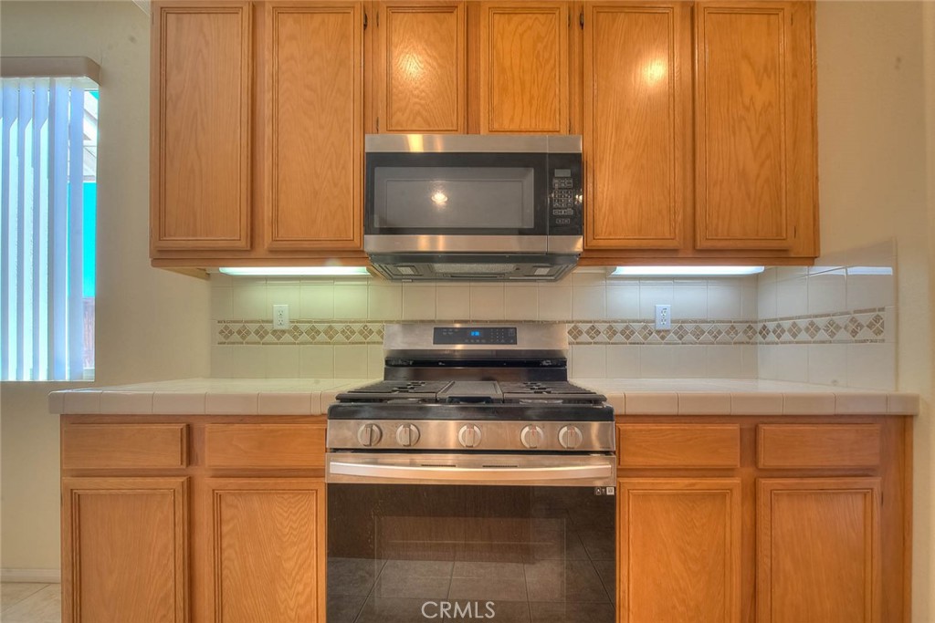 14990 Lexington Property Photo 31