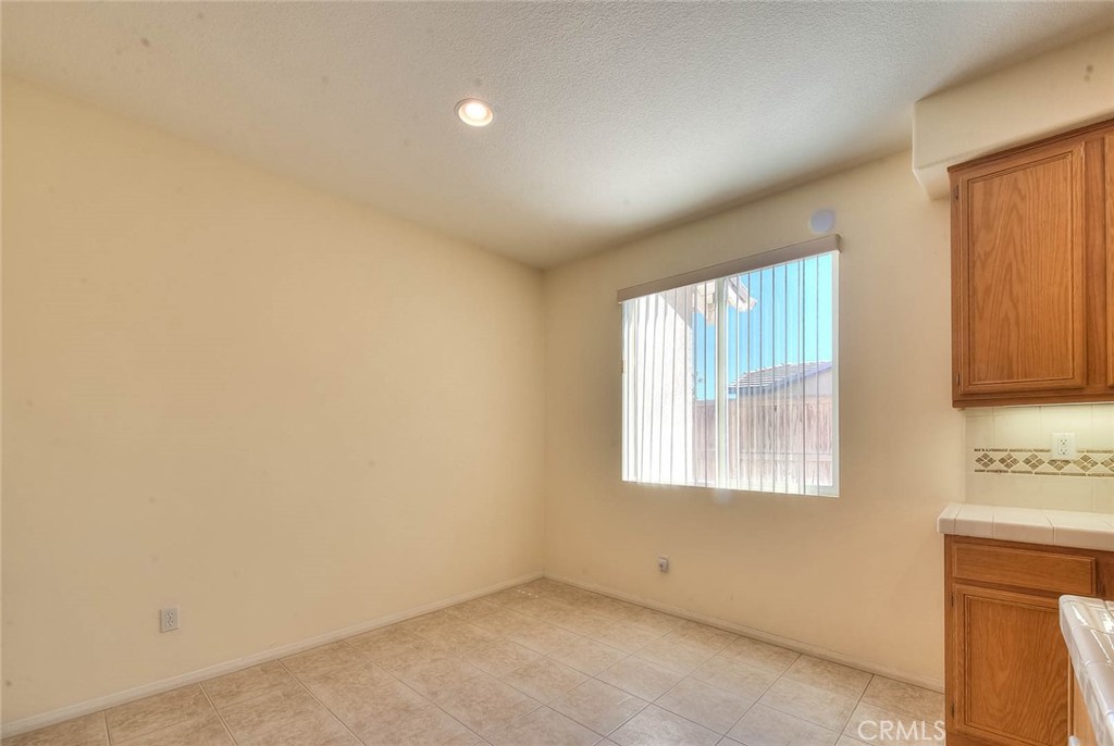14990 Lexington Property Photo 32
