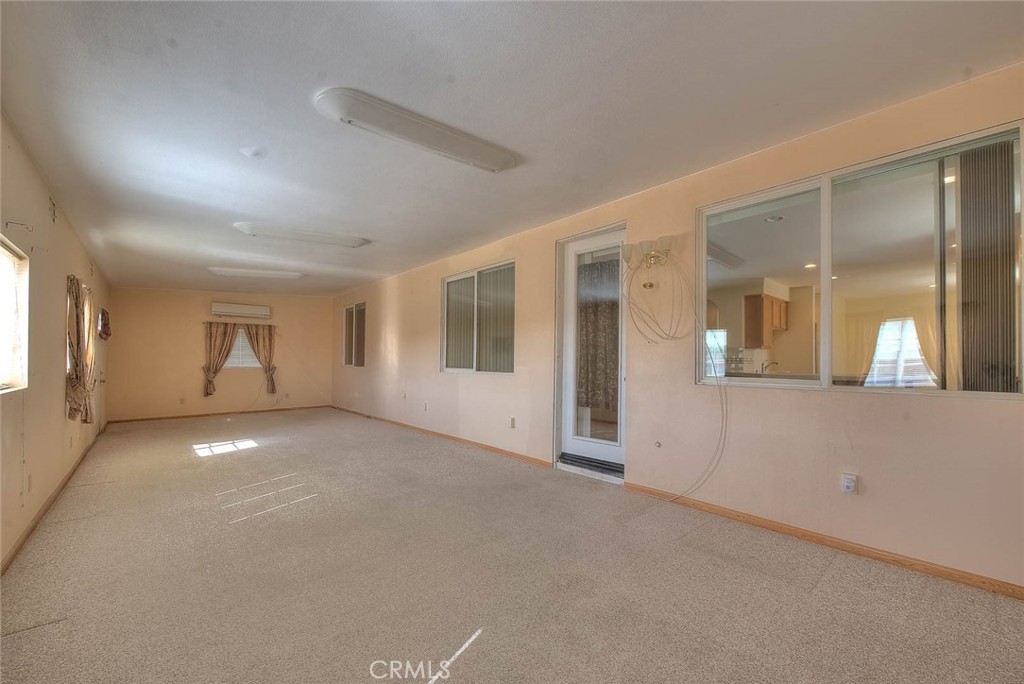 14990 Lexington Property Photo 36