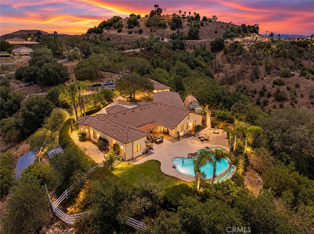 26690 Skyrocket Property Photo 1