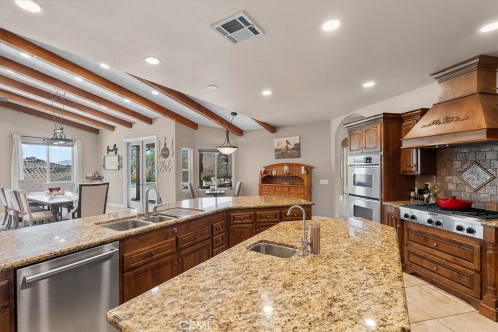 26690 Skyrocket Property Photo 12