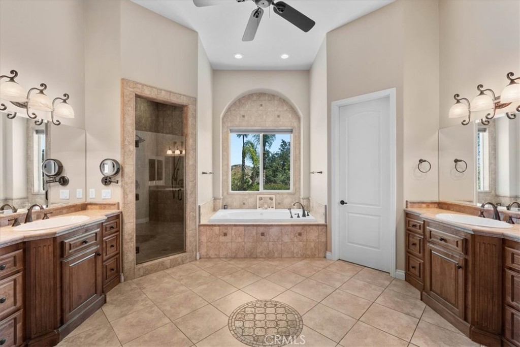26690 Skyrocket Property Photo 23