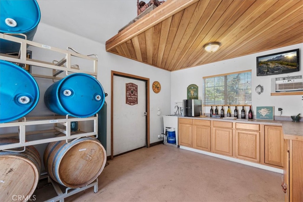 26690 Skyrocket Property Photo 36