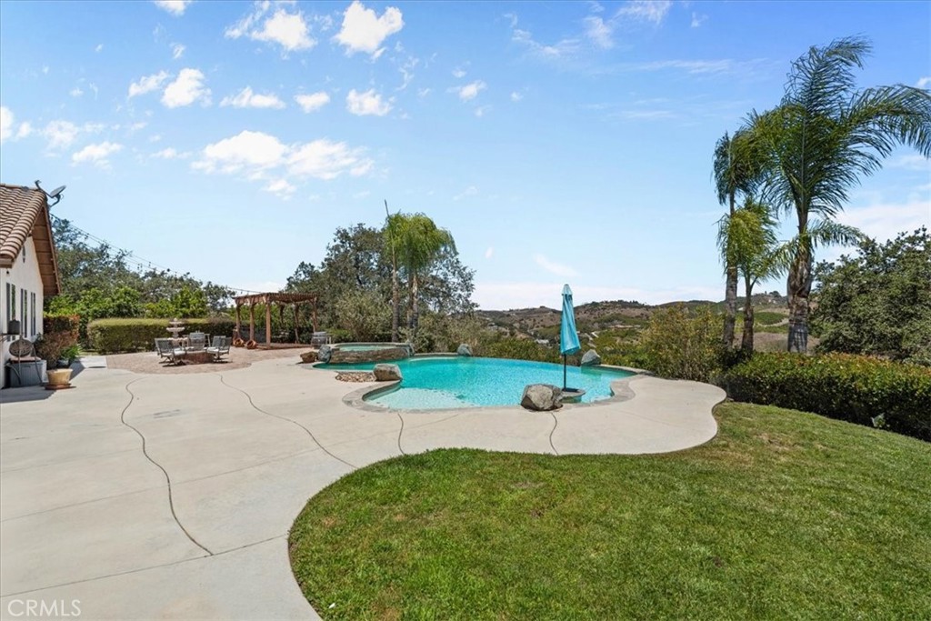26690 Skyrocket Property Photo 40