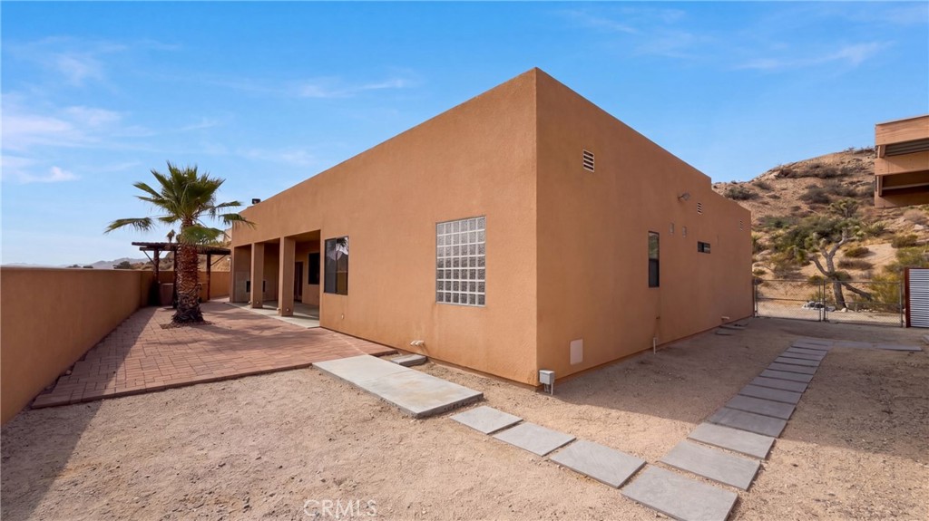5935 Buena Suerte Property Photo 5