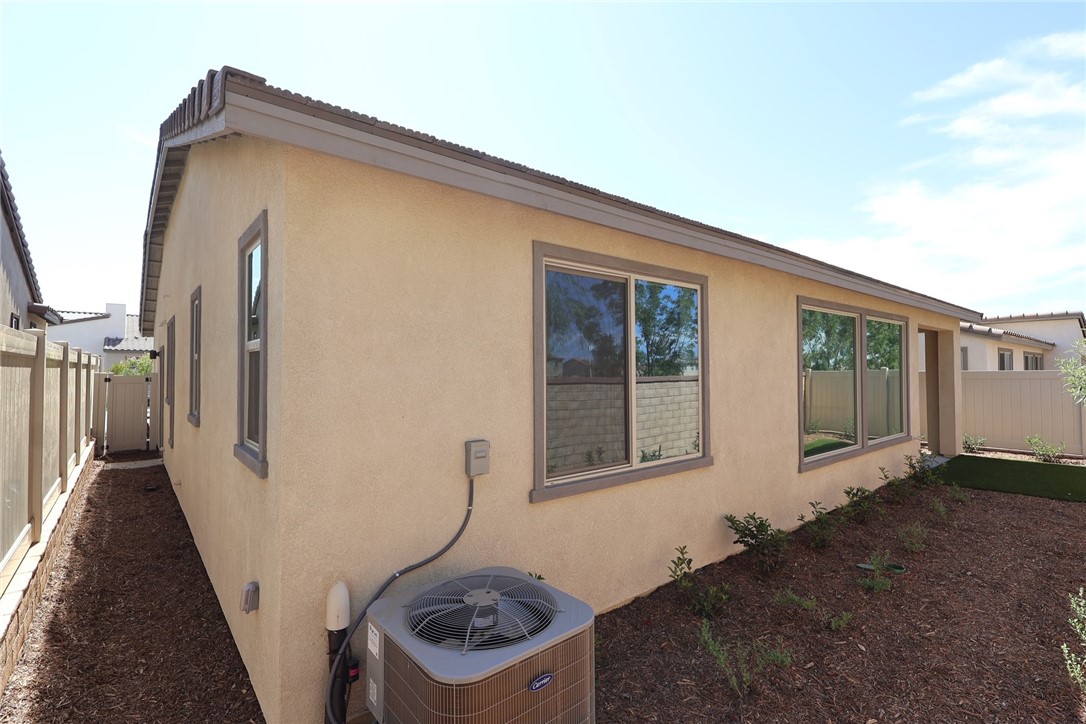 1569 Winding Sun Drive Property Photo 4