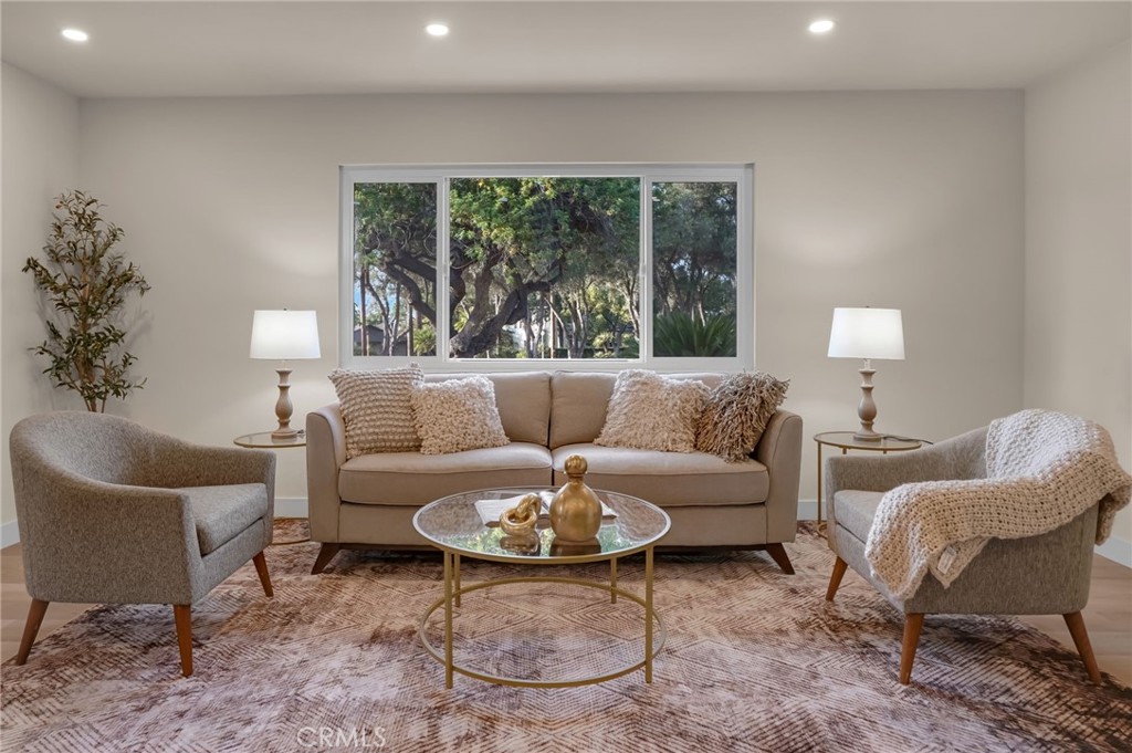 1235 Cedar Property Photo 5