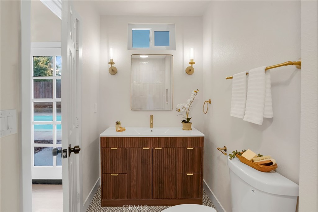 1235 Cedar Property Photo 34
