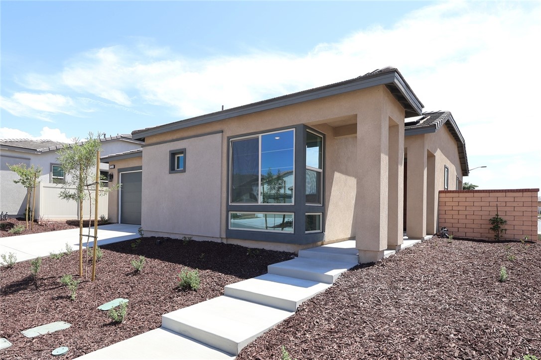 1566 Winding Sun Drive Property Photo 3