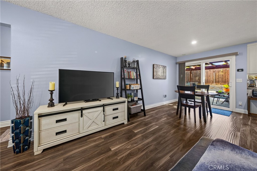 200 Janan Court Property Photo 8