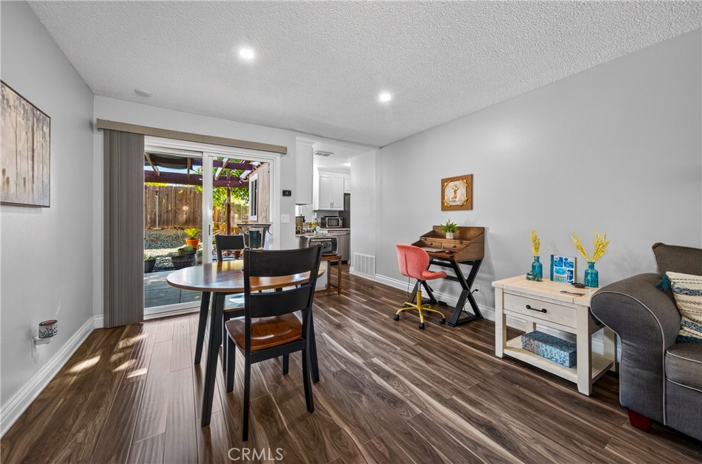 200 Janan Court Property Photo 9