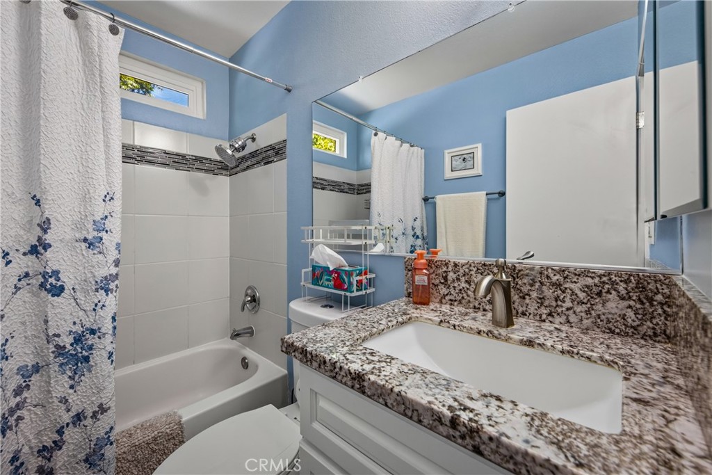 200 Janan Court Property Photo 14