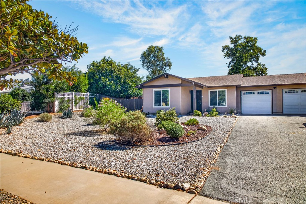 200 Janan Court Property Photo 25
