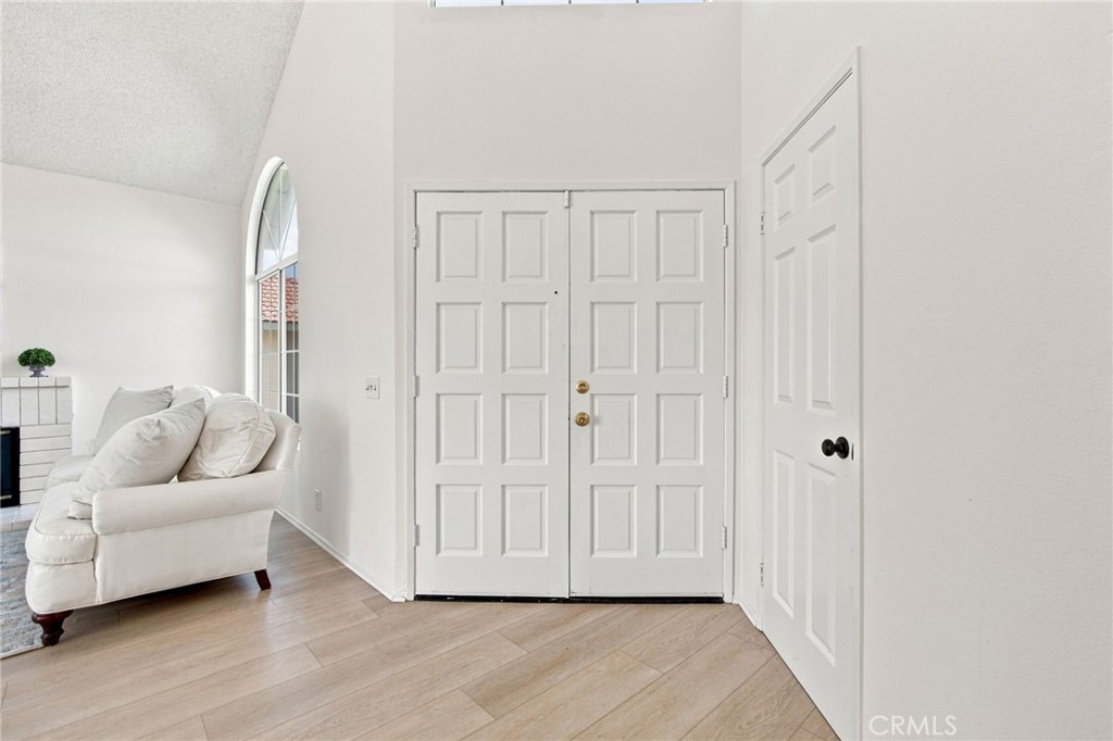 23355 Via Amador Property Photo 3