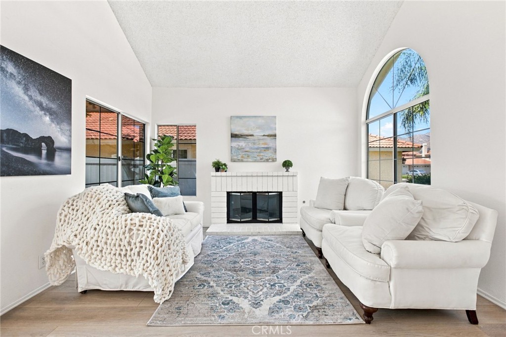 23355 Via Amador Property Photo 4