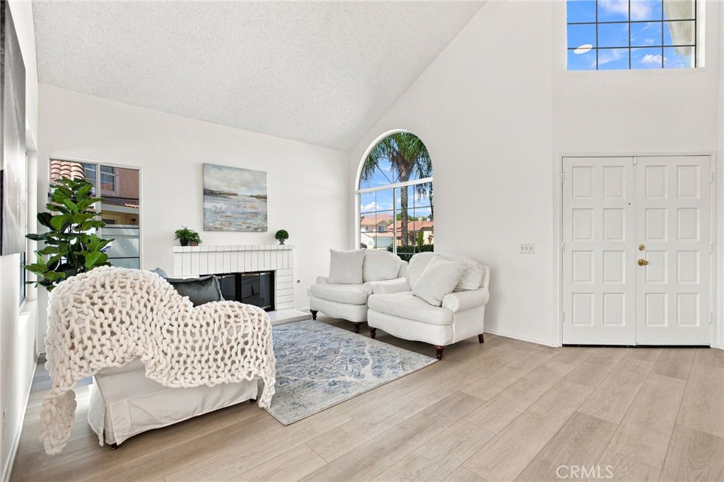 23355 Via Amador Property Photo 5