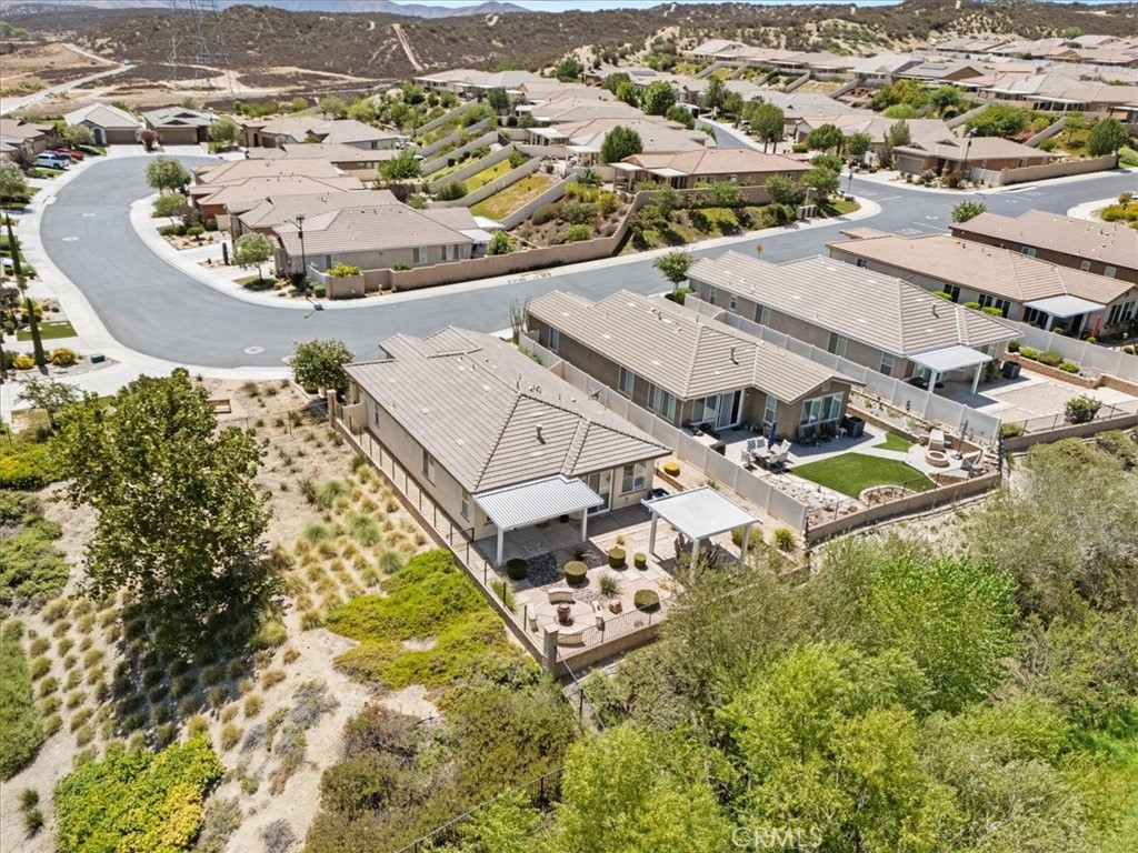 1670 Stellar Peak Property Photo 2